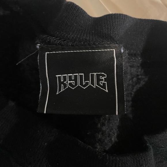 Kylie Shop Flame Sweatpants Set - Size M - Picture 7 of 7